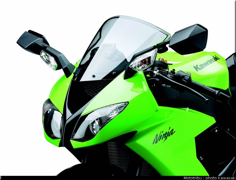 kawasaki_zx10r_2009_013