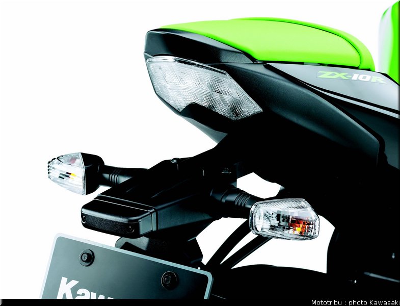 kawasaki_zx10r_2009_020