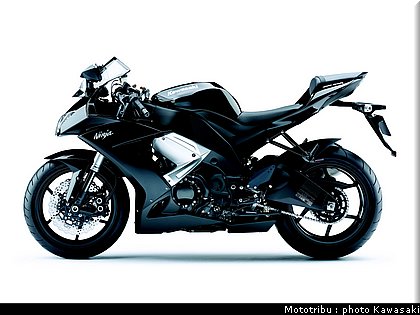 kawasaki_zx10r_2009_007.jpg