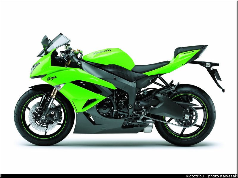 kawasaki_zx6r_2009_017