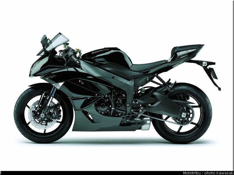 kawasaki_zx6r_2009_021
