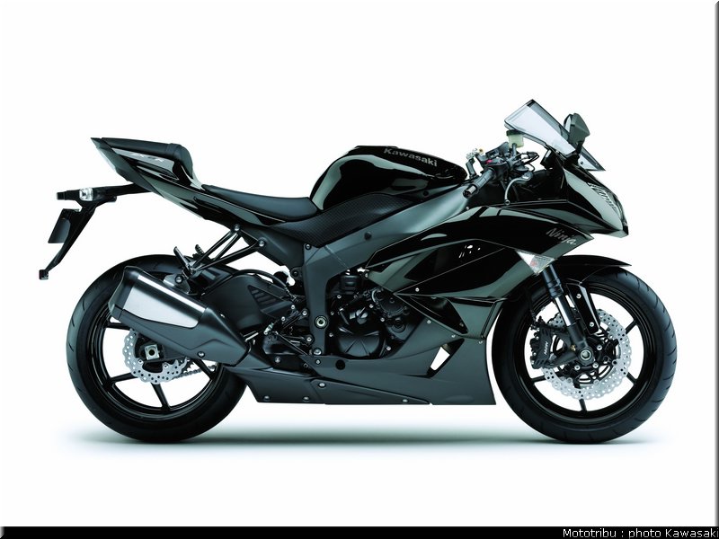 kawasaki_zx6r_2009_023
