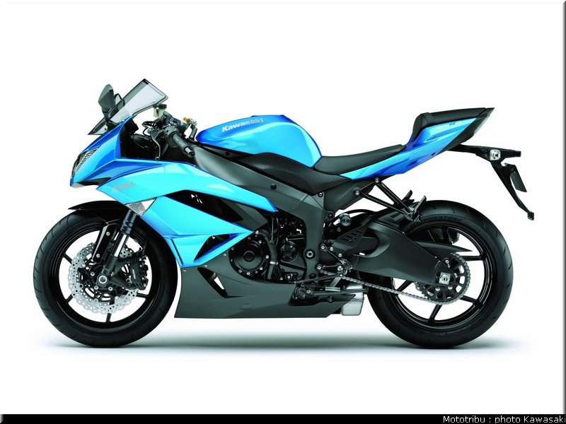 kawasaki_zx6r_2009_024