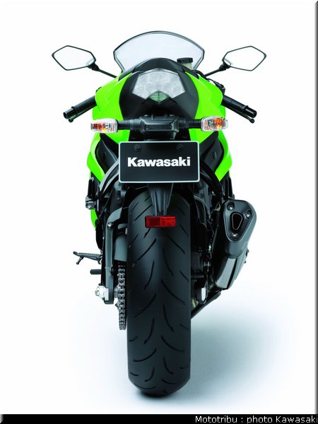kawasaki_zx6r_2009_027