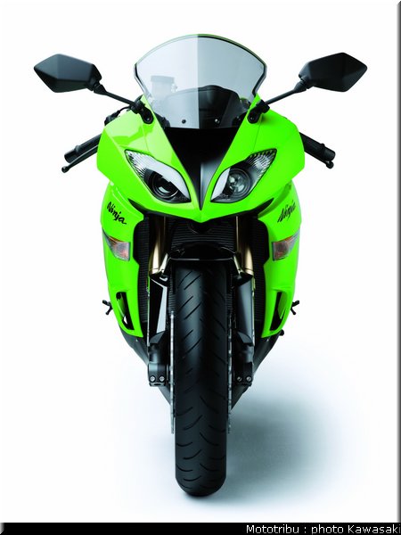 kawasaki_zx6r_2009_028