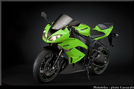 kawasaki_zx6r_2009_006.jpg