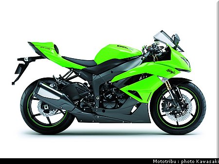 kawasaki_zx6r_2009_011.jpg
