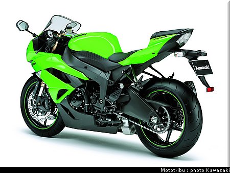 kawasaki_zx6r_2009_014.jpg