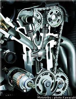 kawasaki_zx6r_2009_059.jpg