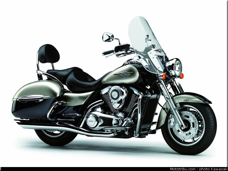 kawasaki_1700_tourer_2_2010