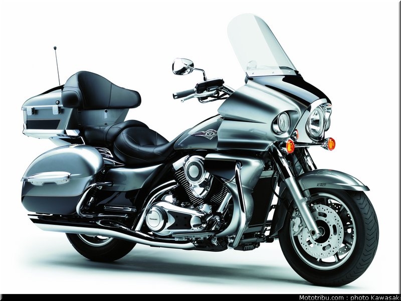 kawasaki_1700_voyager_2_2010