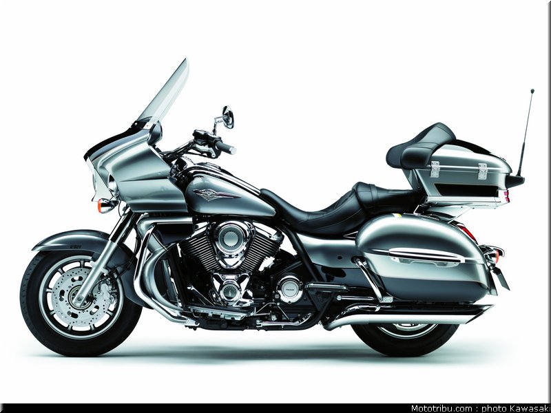 kawasaki_1700_voyager_3_2010