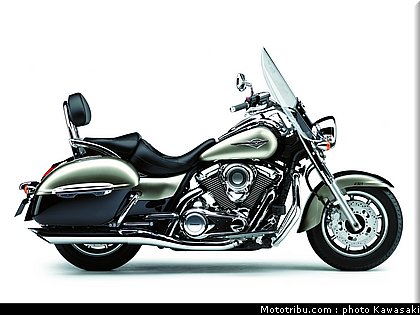 kawasaki_1700_tourer_1_2010.jpg