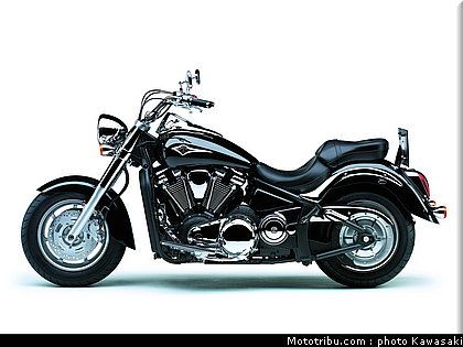 kawasaki_2000vn_3_2010.jpg