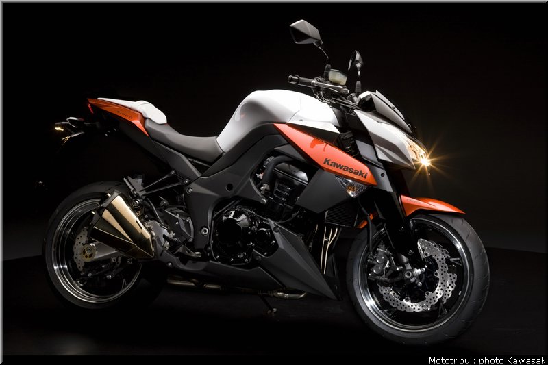 kawasaki_z1000_2010_2