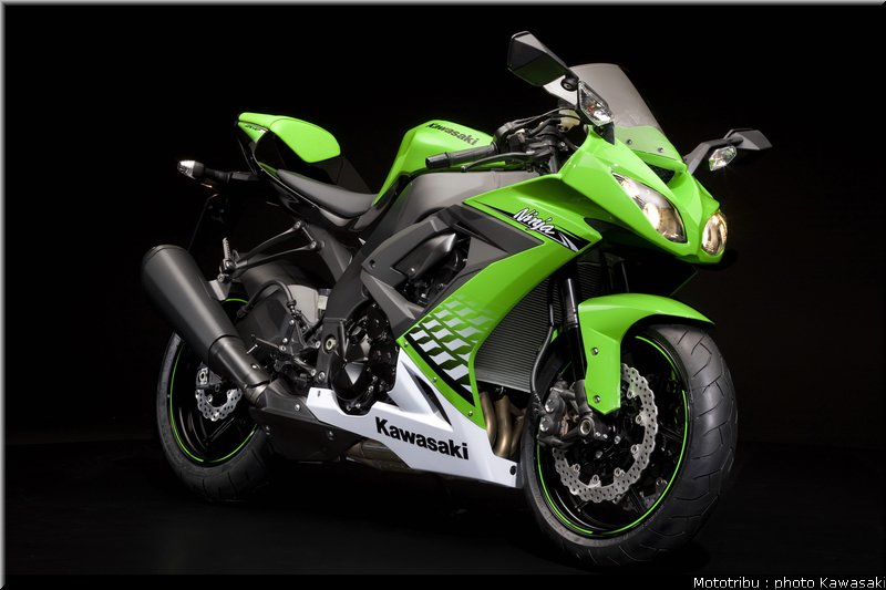 kawasaki_zx10r_ 2010