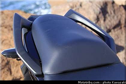 kawasaki_versys_2010_044.jpg