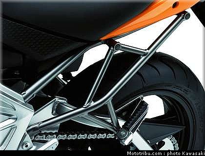 kawasaki_versys_2010_088.jpg