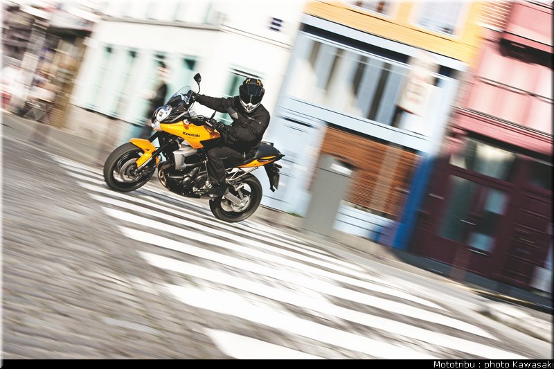kawasaki_versys_2010_019