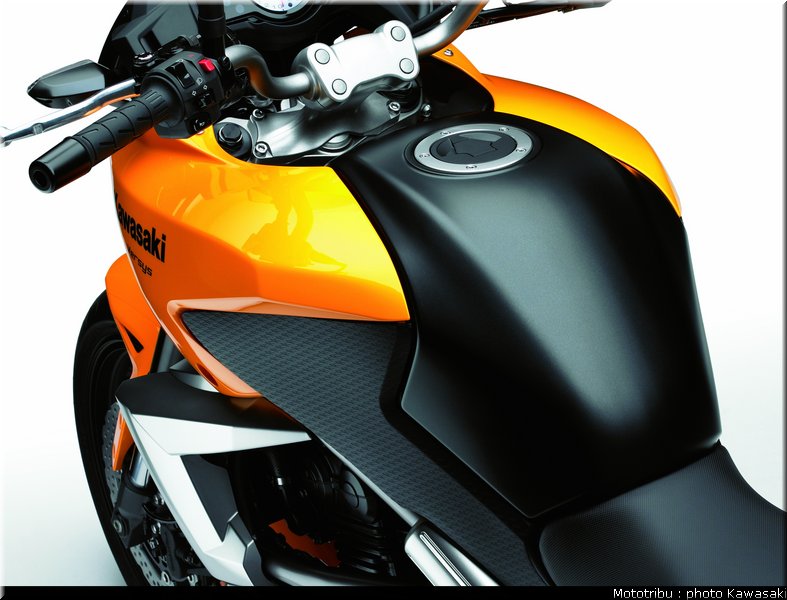 kawasaki_versys_2010_086