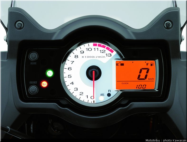 kawasaki_versys_2010_087