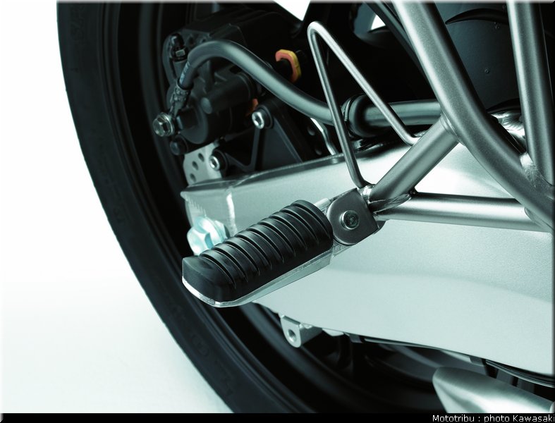 kawasaki_versys_2010_089