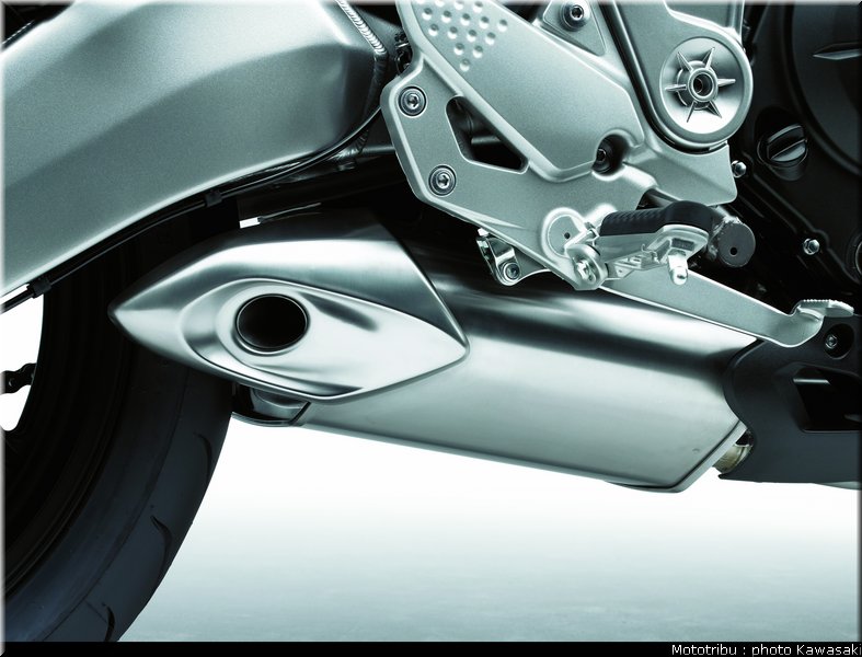 kawasaki_versys_2010_091