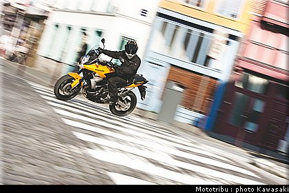 kawasaki_versys_2010_019.jpg