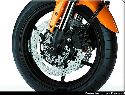 kawasaki_versys_2010_093.jpg