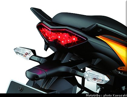 kawasaki_versys_2010_099.jpg