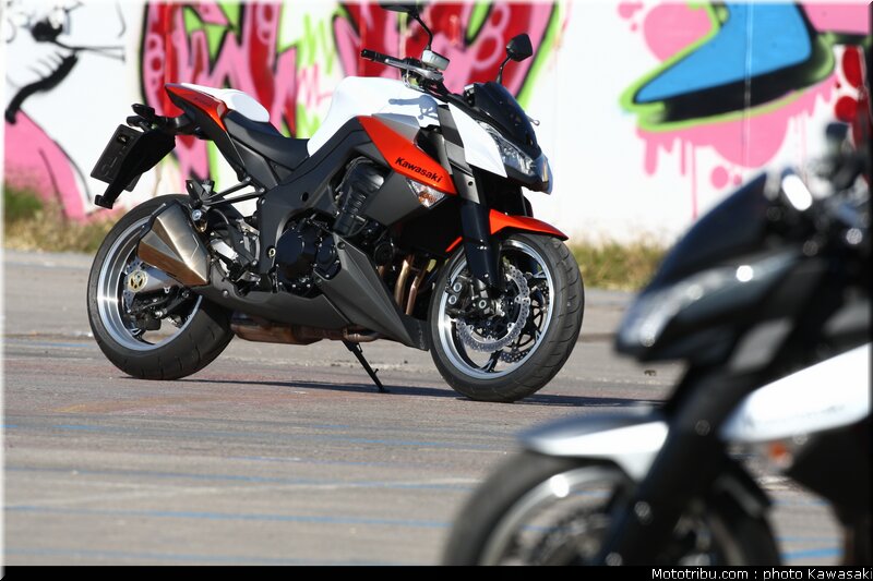 kawasaki_z1000_2010_0012