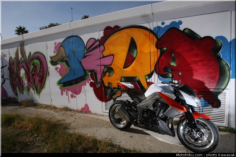 kawasaki_z1000_2010_0021