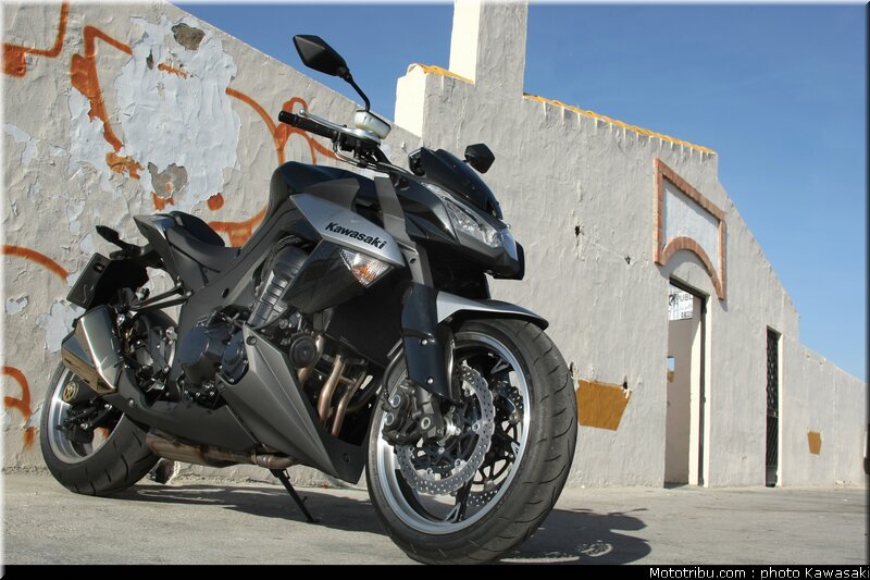 kawasaki_z1000_2010_0029