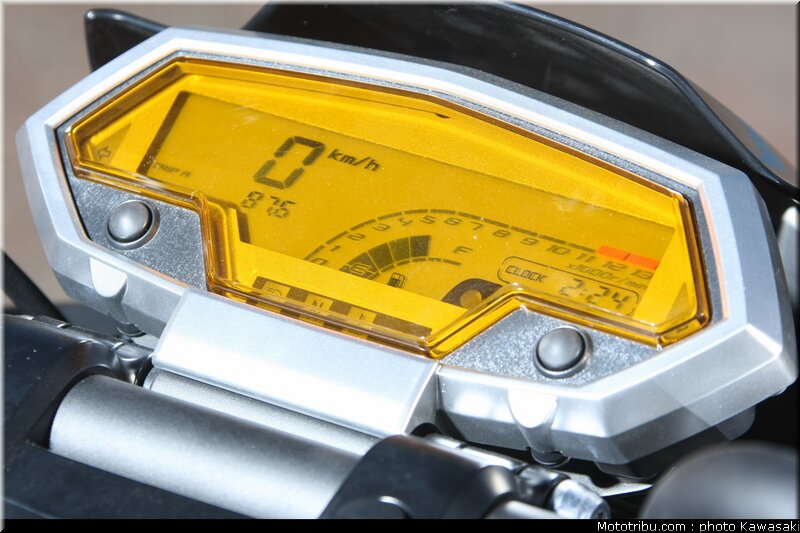 kawasaki_z1000_2010_0097