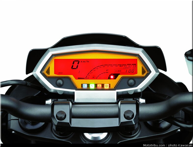 kawasaki_z1000_2010_0100