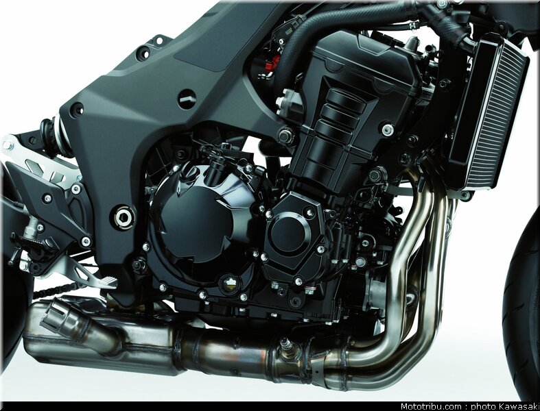 kawasaki_z1000_2010_0107