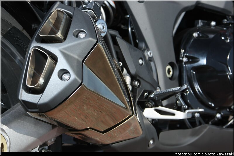 kawasaki_z1000_2010_0119