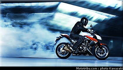 kawasaki_z1000_2010_0002.jpg