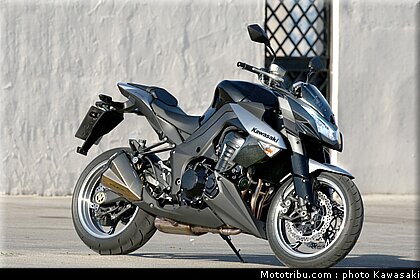 kawasaki_z1000_2010_0014.jpg