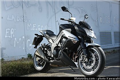 kawasaki_z1000_2010_0024.jpg