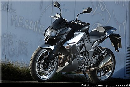 kawasaki_z1000_2010_0025.jpg