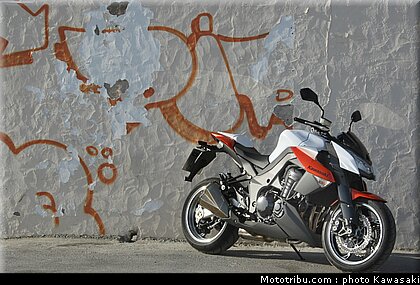 kawasaki_z1000_2010_0034.jpg