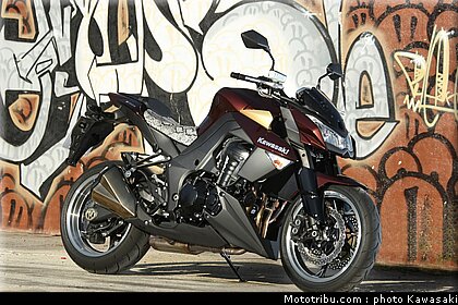 kawasaki_z1000_2010_0036.jpg