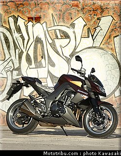 kawasaki_z1000_2010_0040.jpg