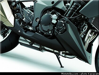 kawasaki_z1000_2010_0090.jpg