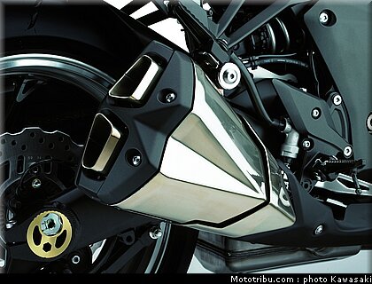 kawasaki_z1000_2010_0091.jpg
