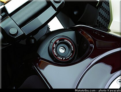 kawasaki_z1000_2010_0093.jpg