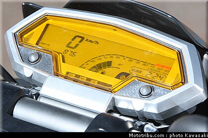 kawasaki_z1000_2010_0097.jpg