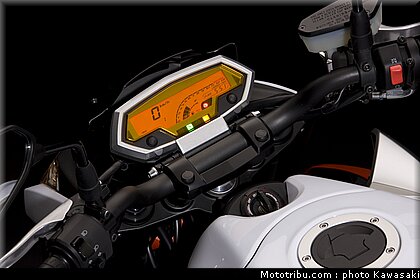 kawasaki_z1000_2010_0099.jpg
