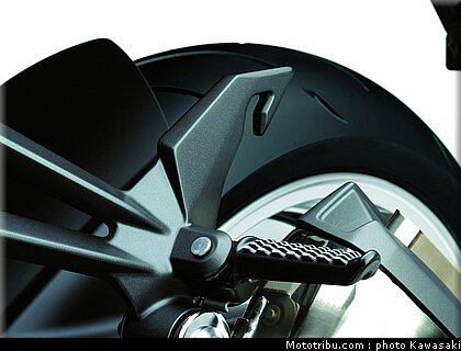 kawasaki_z1000_2010_0115.jpg